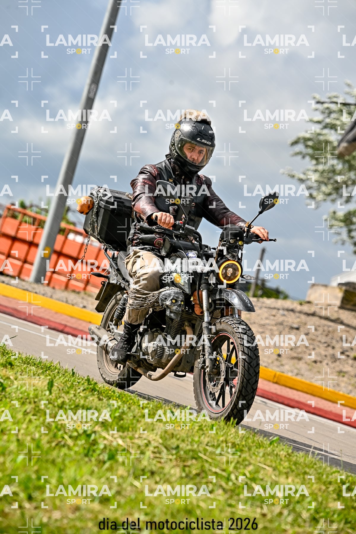 rotonda disa — BCD8188