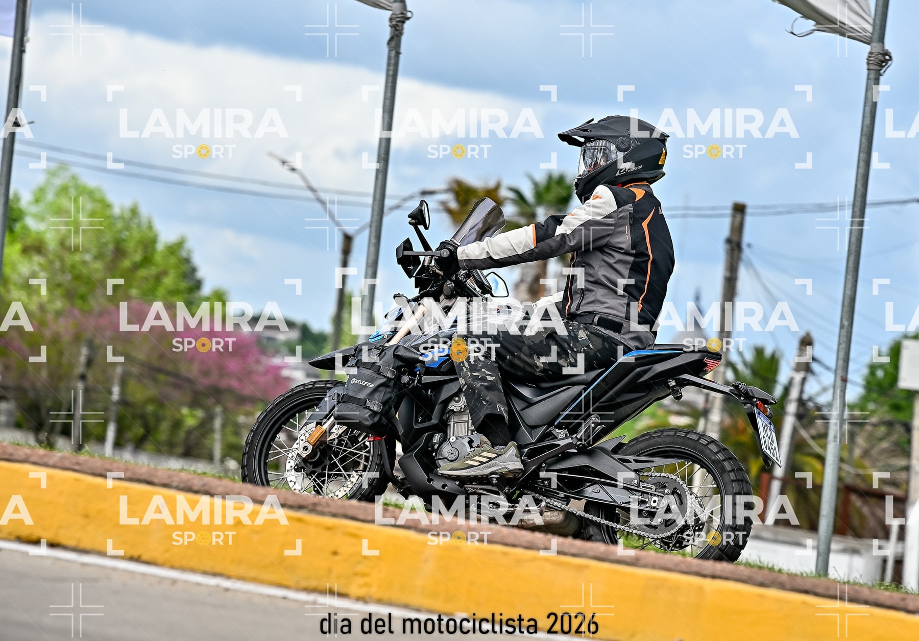rotonda disa — BCD8090