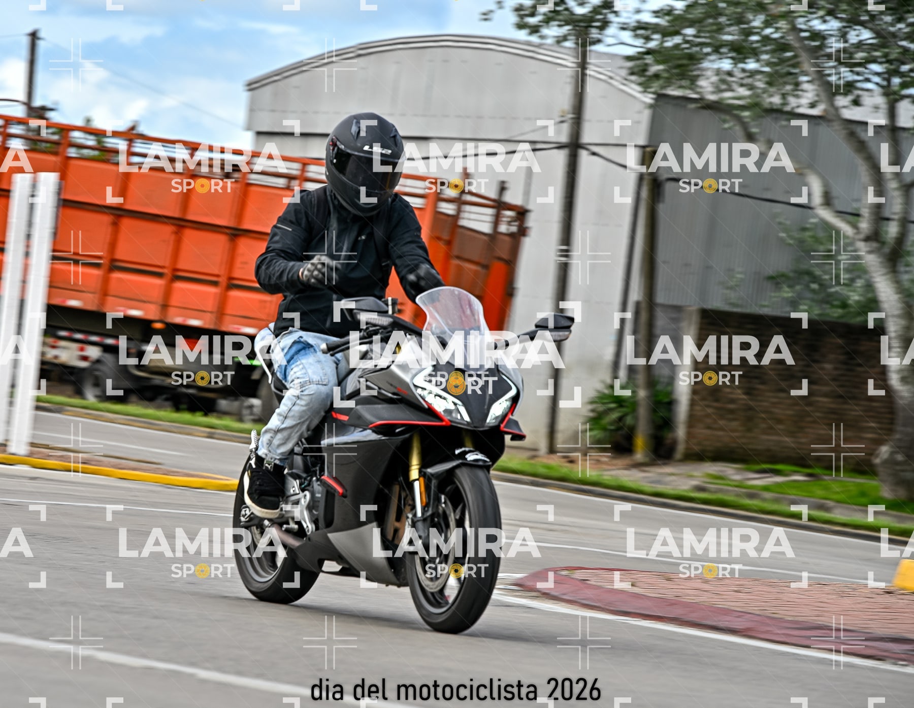 rotonda disa — BCD8379
