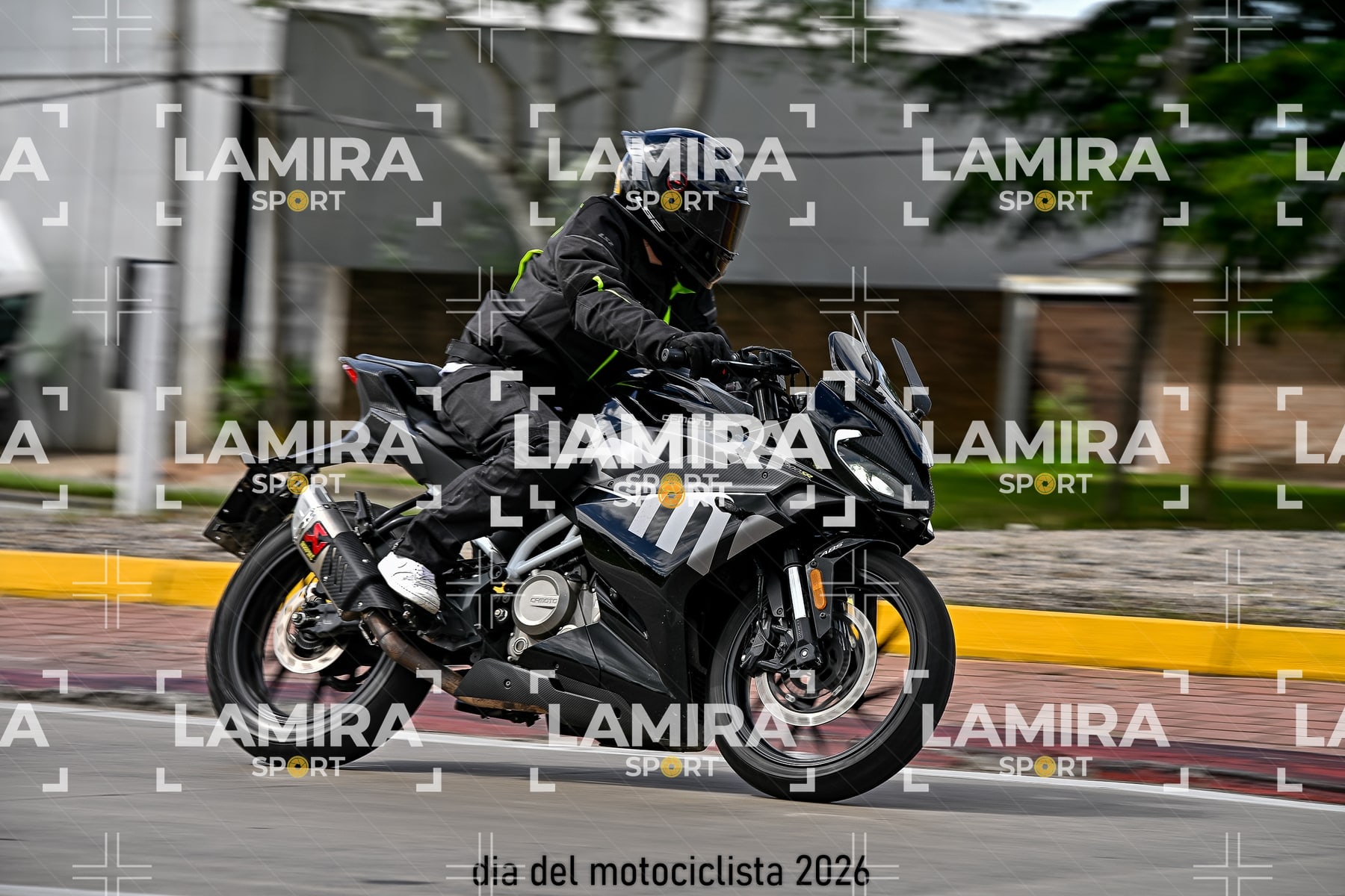 rotonda disa — BCD7043