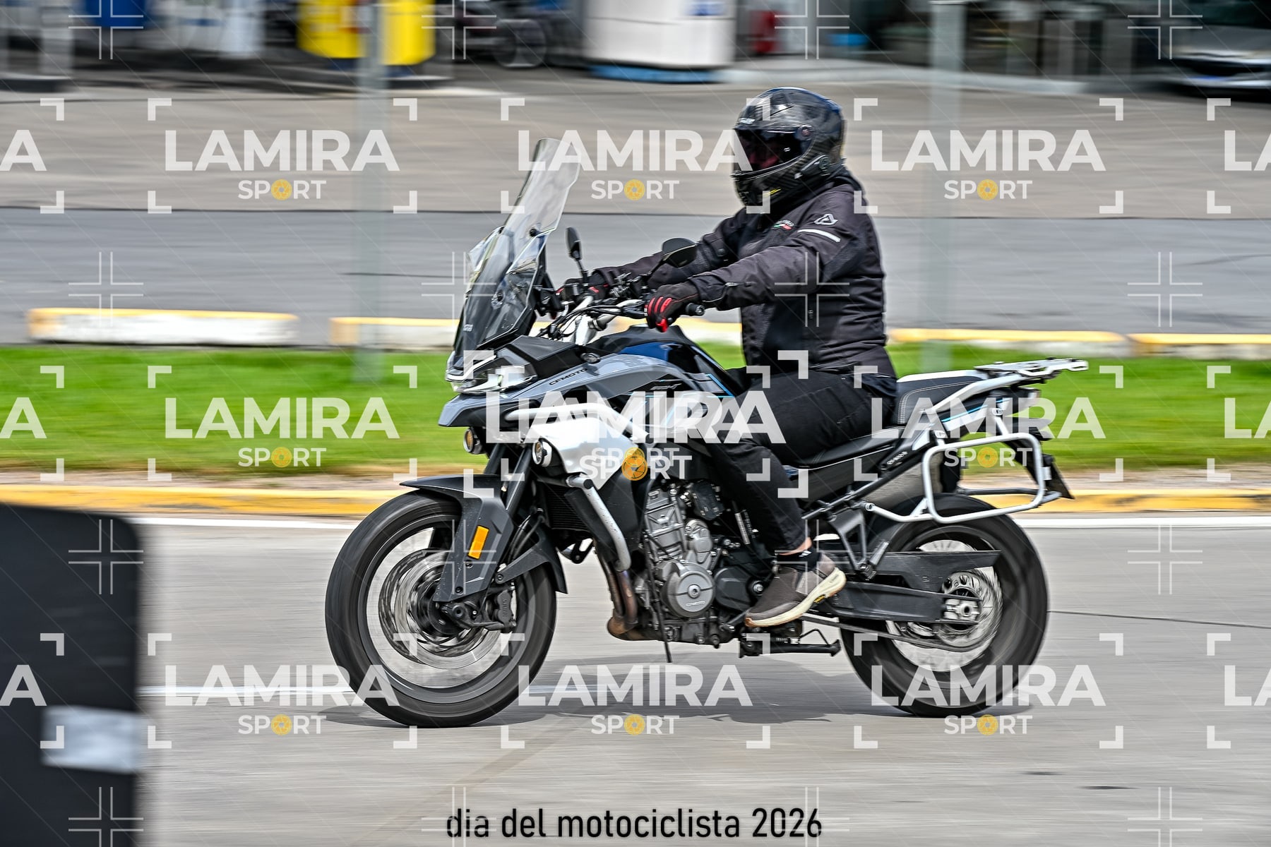 rotonda disa — BCD6273