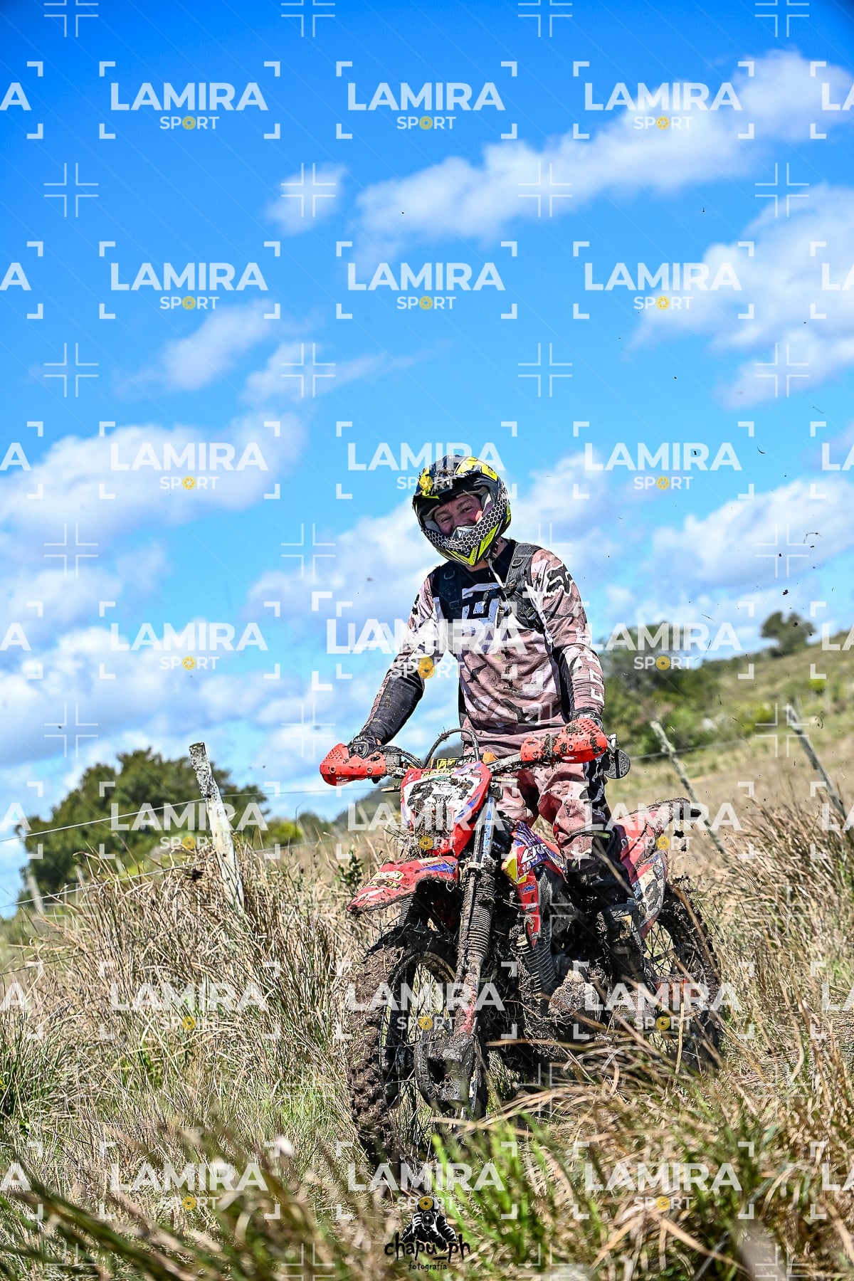yacatrillo — BCD9608
