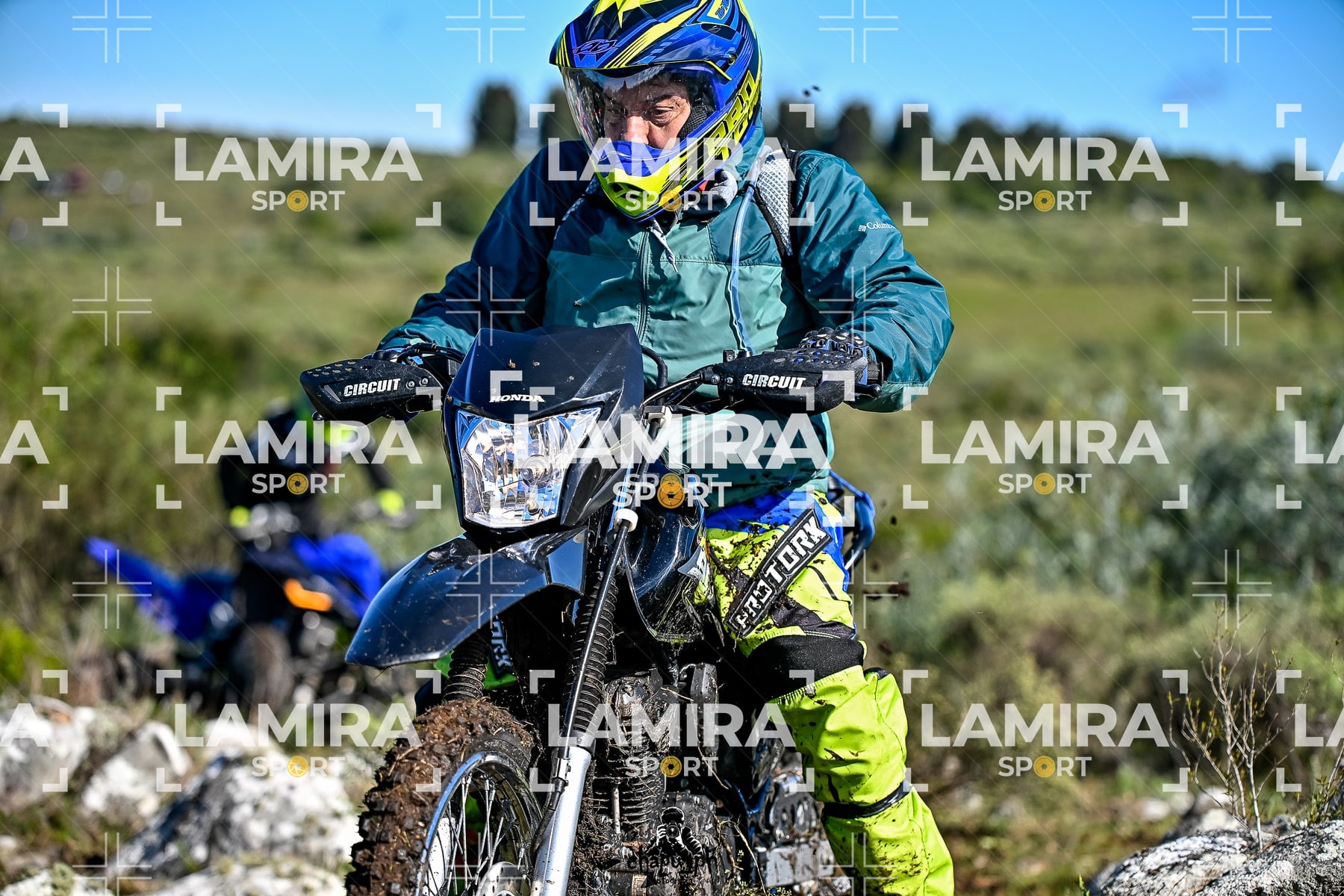 yacatrillo — BCD8098
