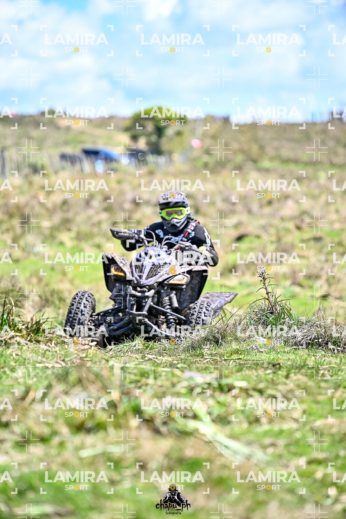 yacatrillo — BCD9893
