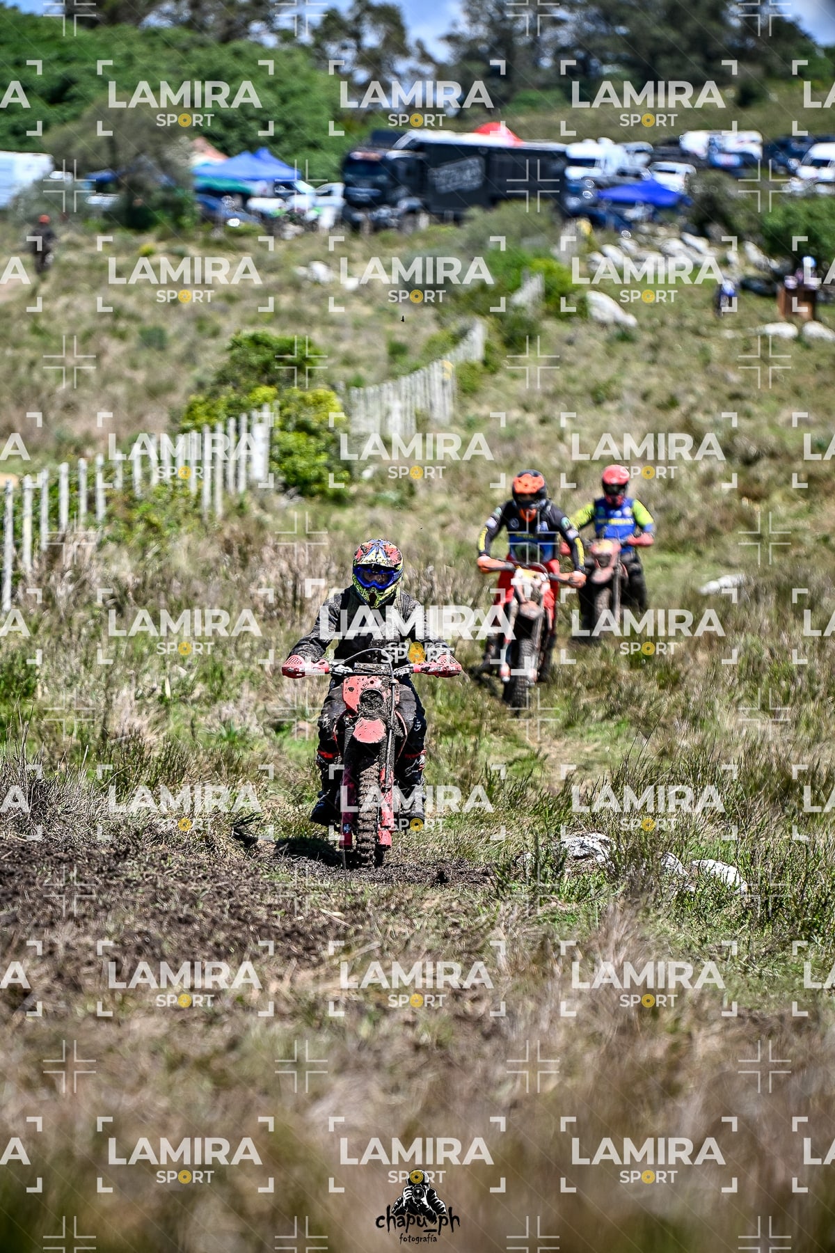 yacatrillo — BCD9754