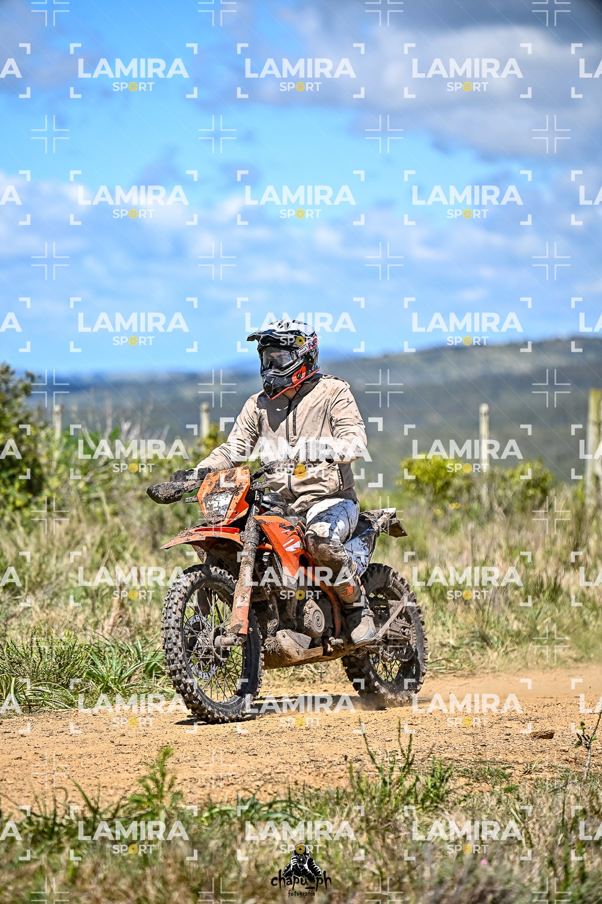 yacatrillo — BCD9477