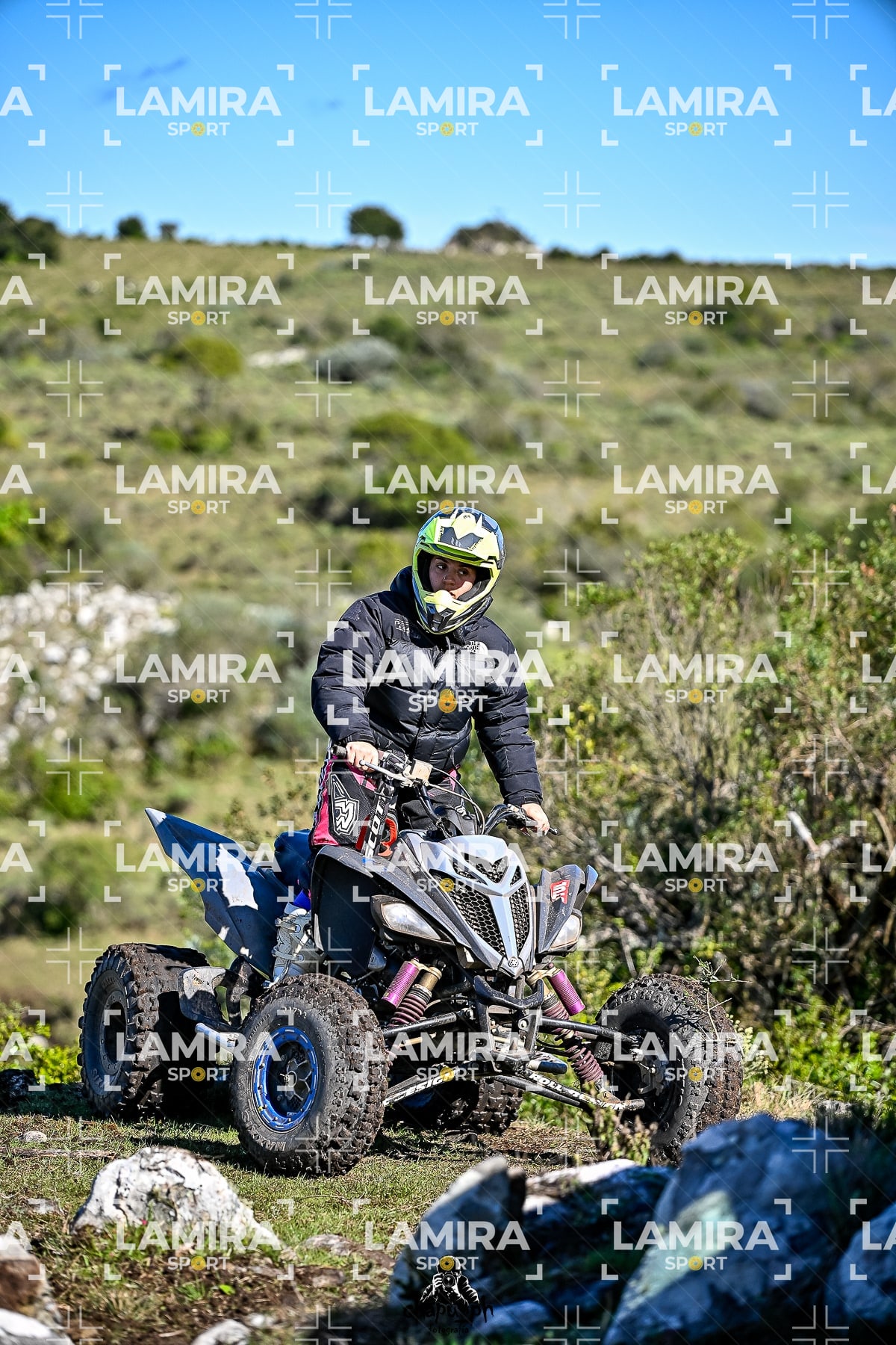 yacatrillo — BCD8364