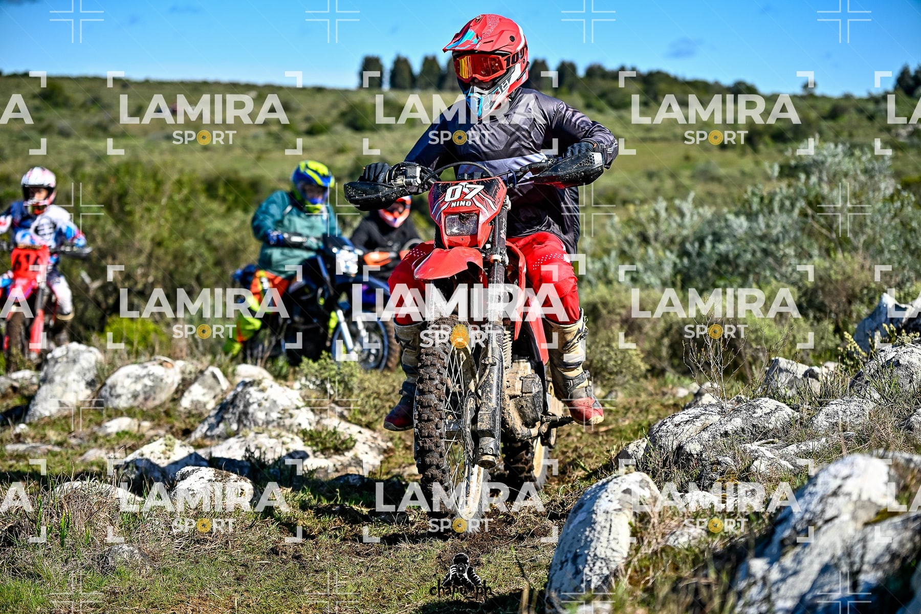 yacatrillo — BCD8076