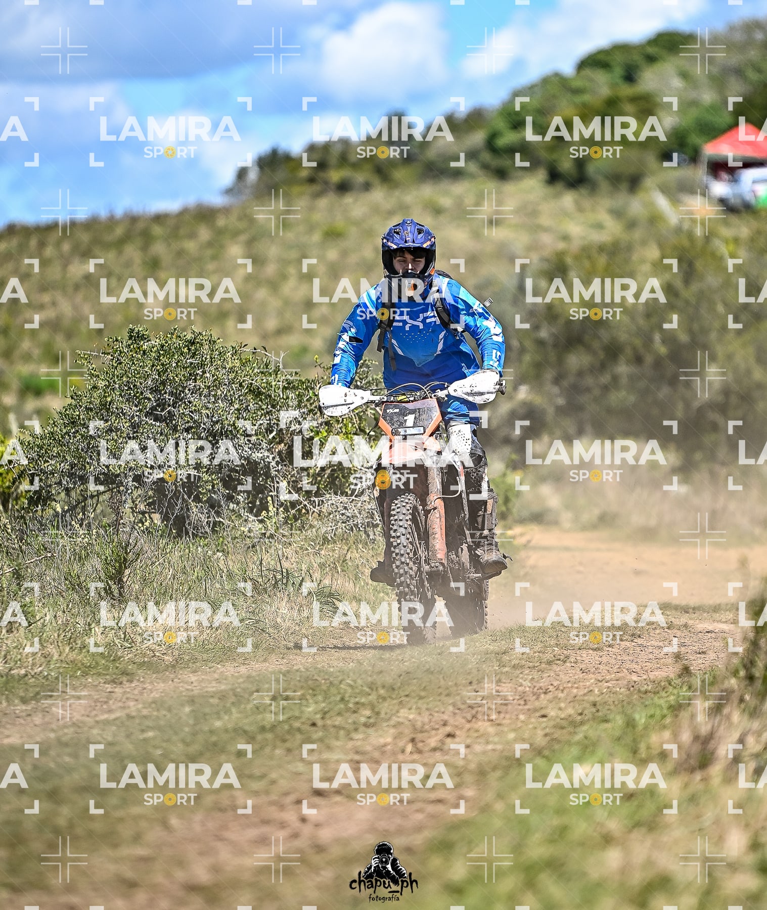 yacatrillo — BCD9349