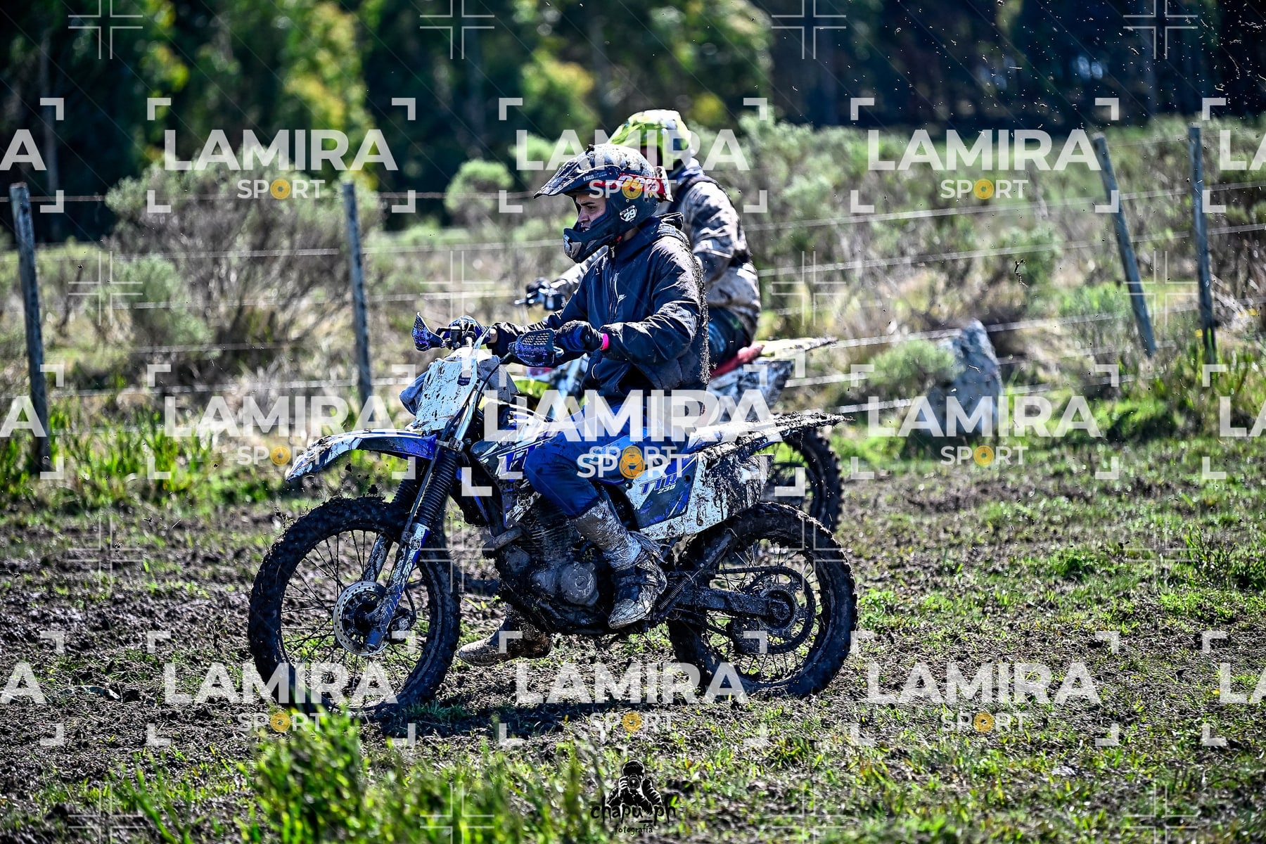 yacatrillo — BCD8419