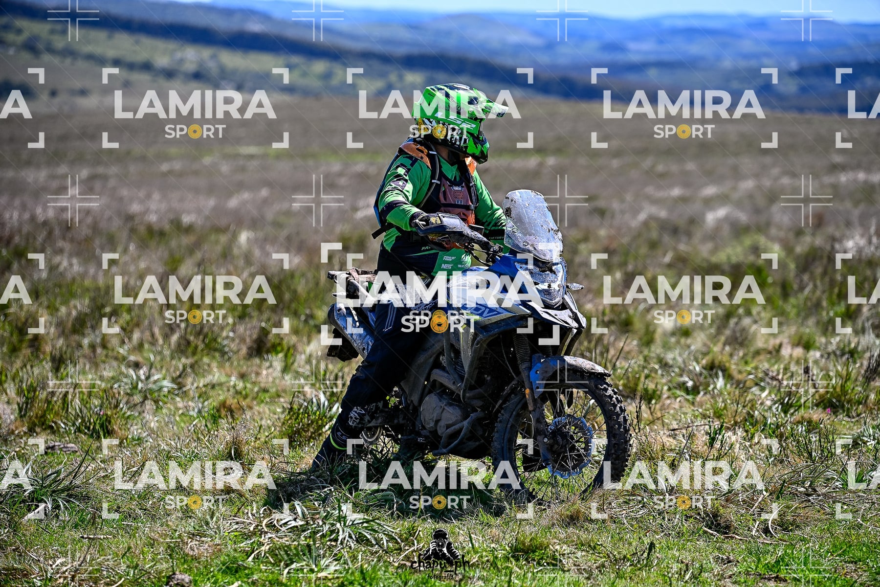 yacatrillo — BCD9383