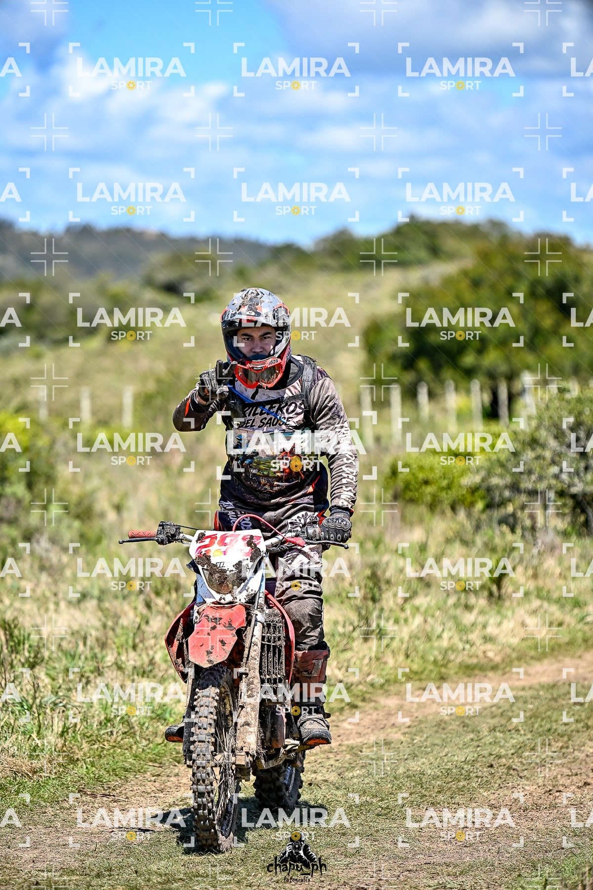 yacatrillo — BCD9359