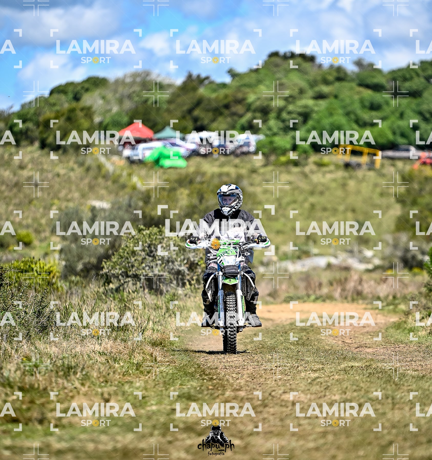 yacatrillo — BCD9283