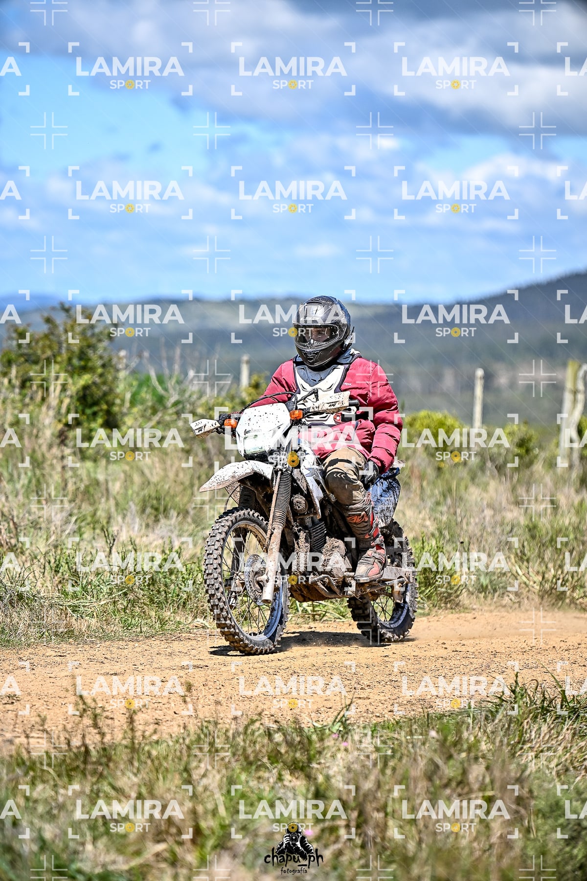 yacatrillo — BCD9474