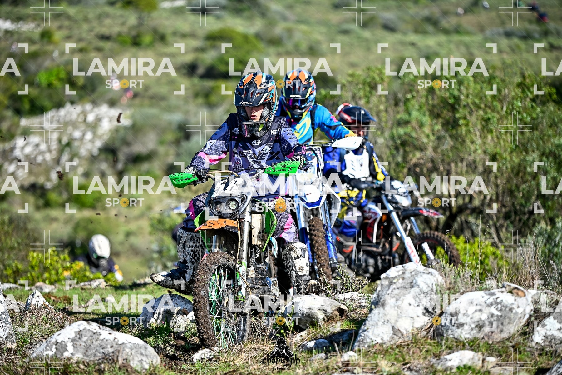 yacatrillo — BCD7833