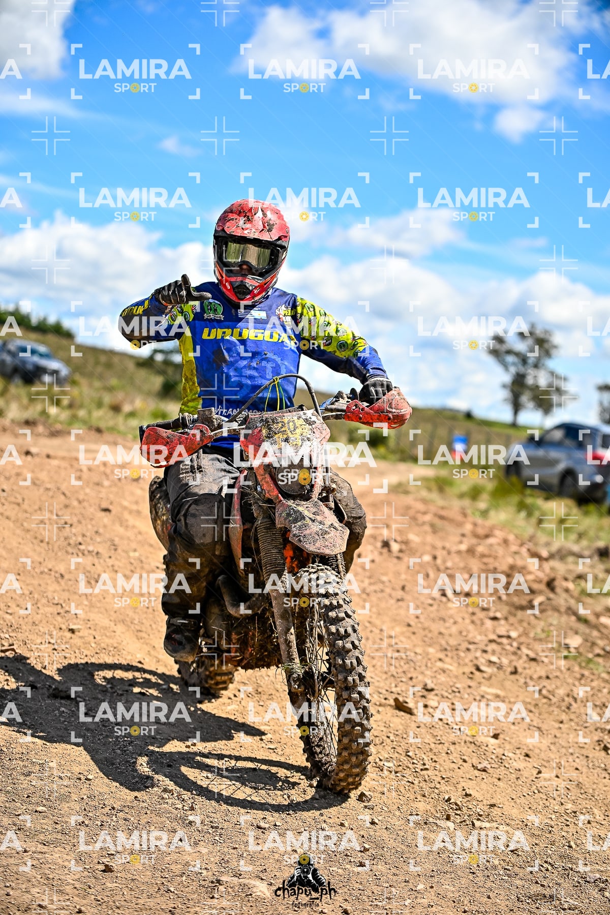 yacatrillo — BCD9957