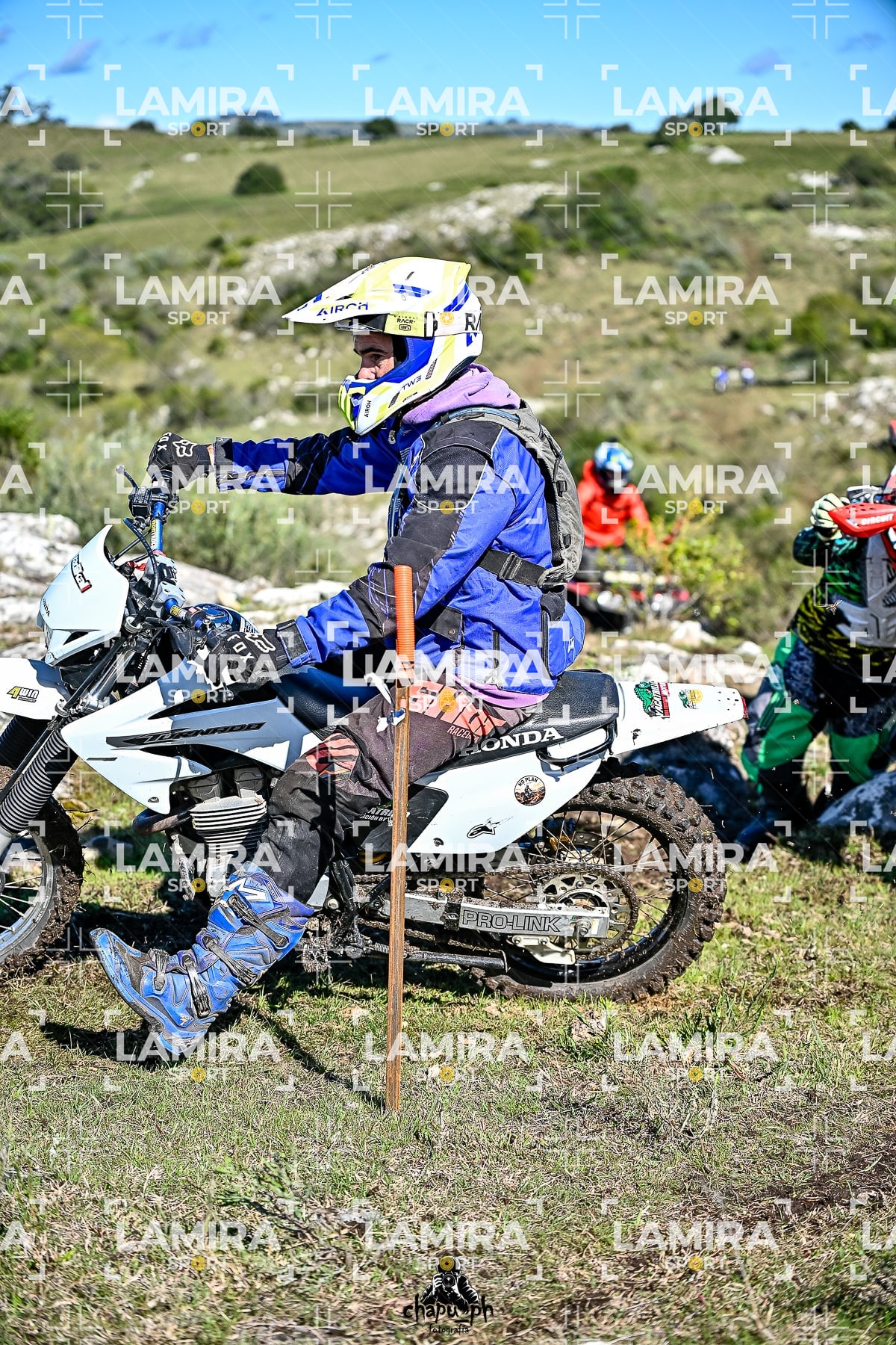 yacatrillo — BCD8323