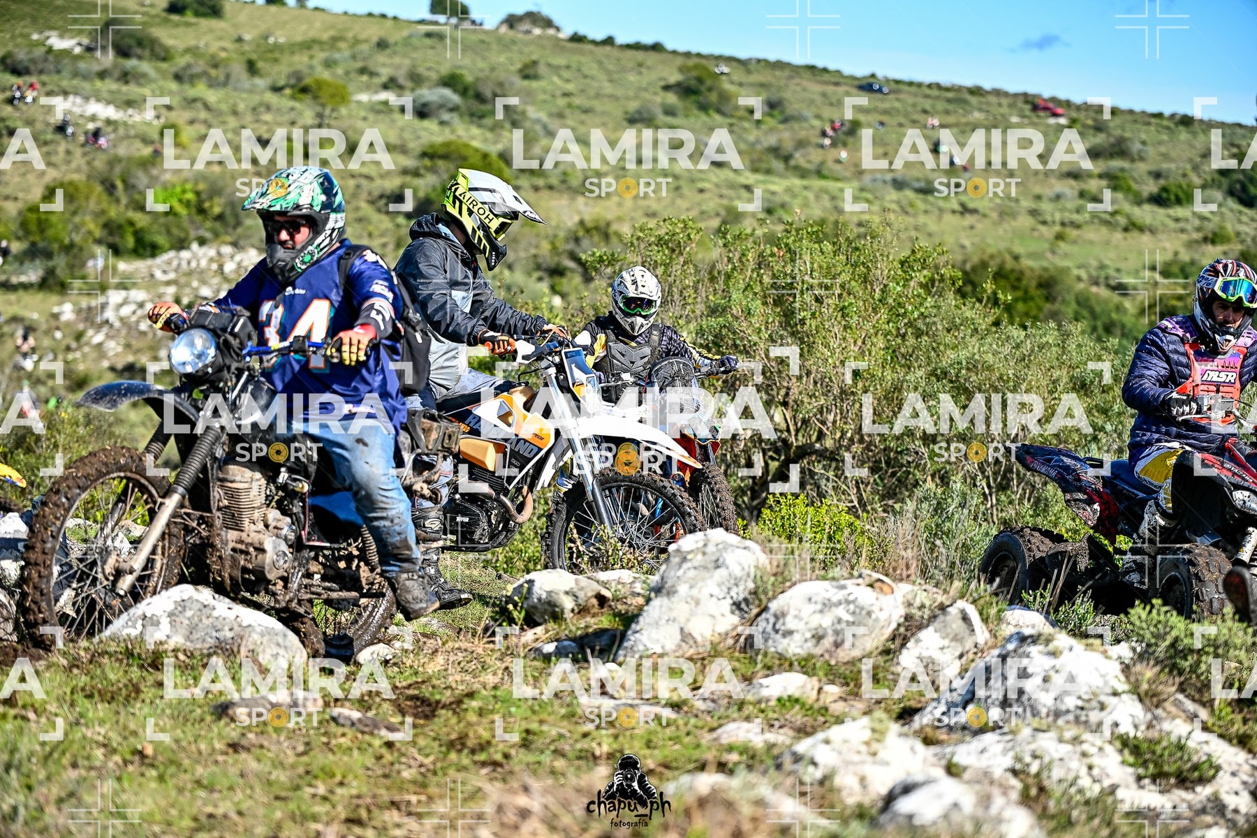 yacatrillo — BCD7857