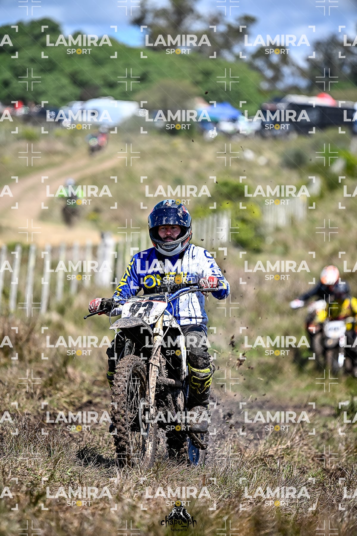 yacatrillo — BCD9524