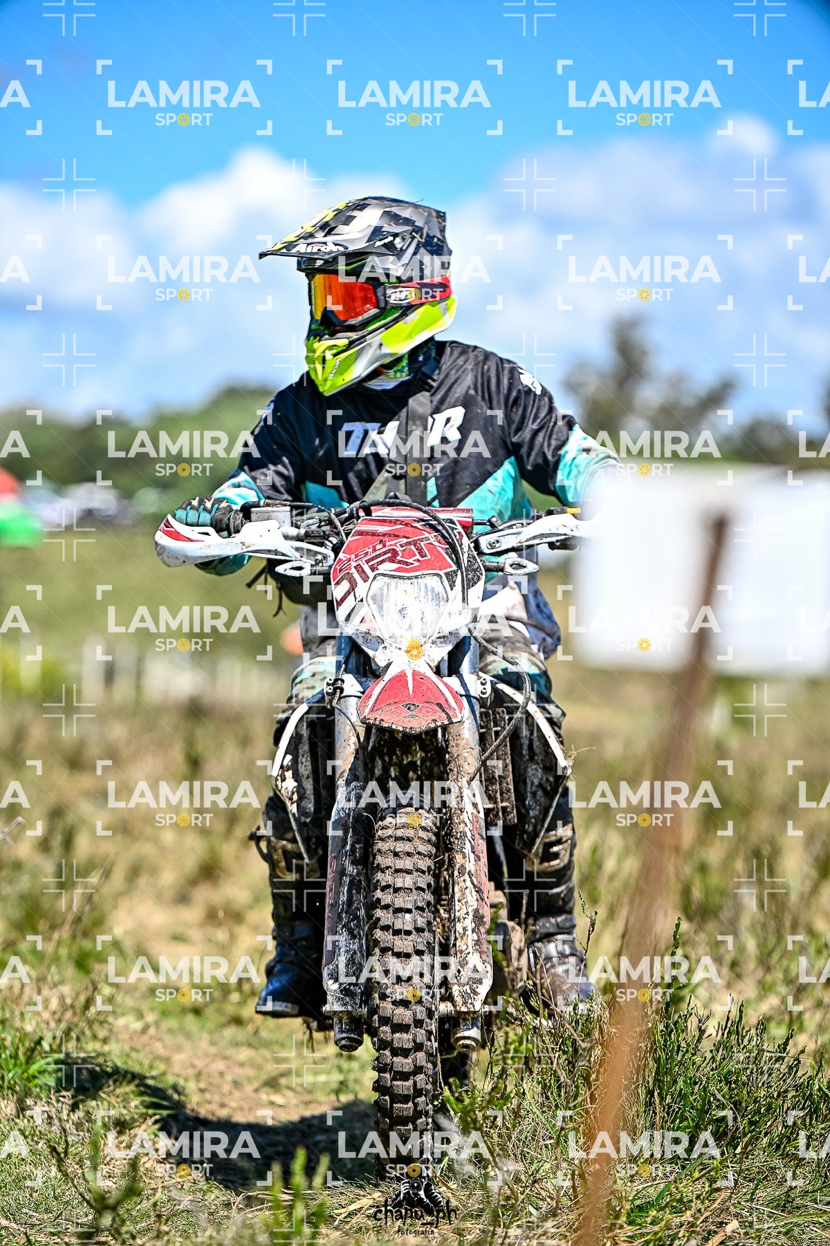 yacatrillo — BCD9438