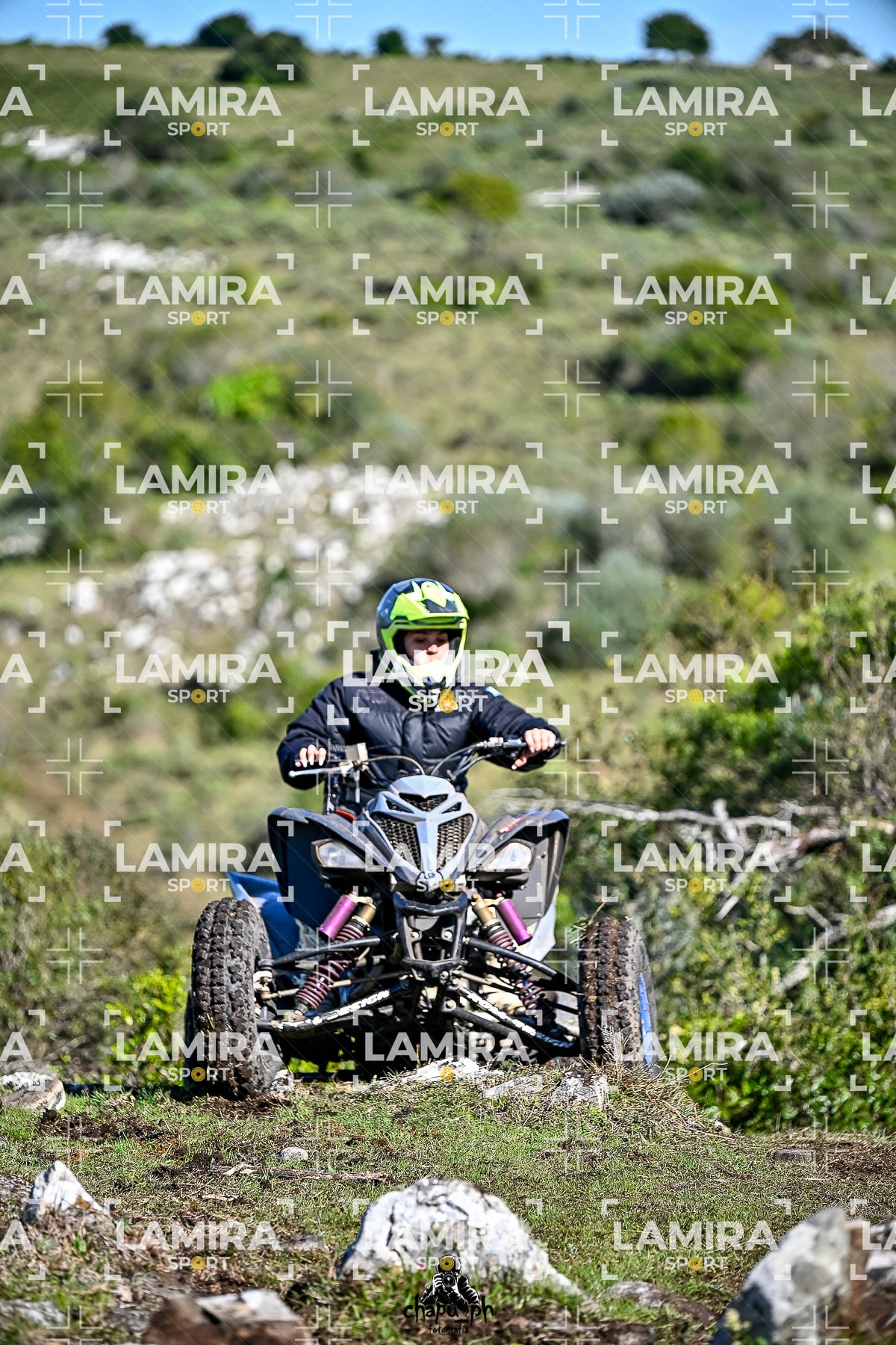 yacatrillo — BCD8352